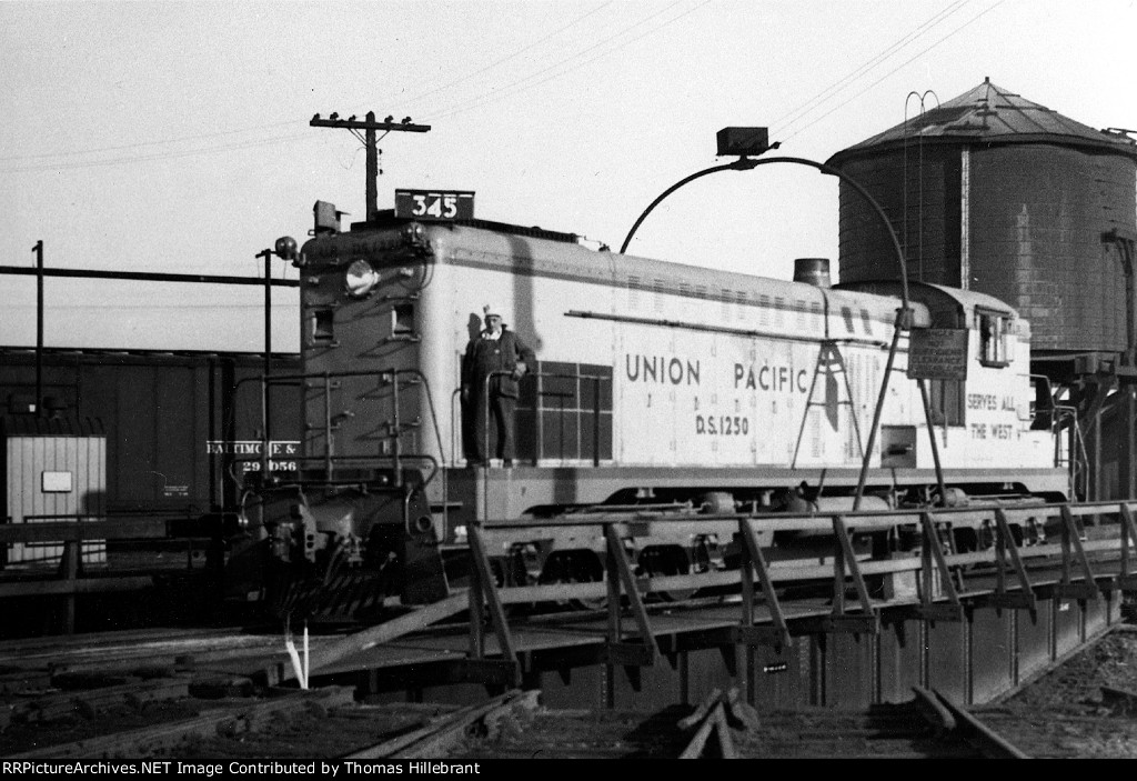 UP DRS-6-4-1500 DS1250 at Walla Walla WA 1951